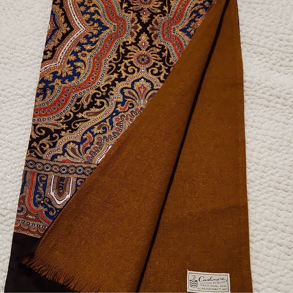 VTG Handcraft Inc Mens Scarf Paisley Silk Lined 50% Cashmere 50% Wool Muffler - Picture 2 of 8